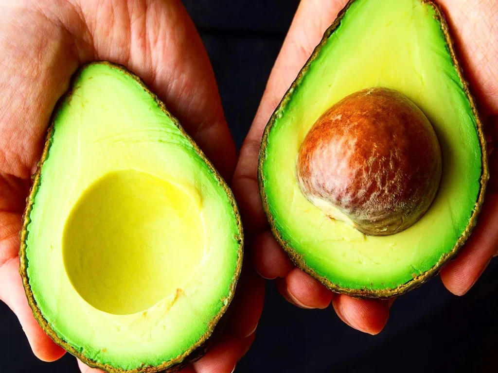 Cómo-madurar-un-aguacate